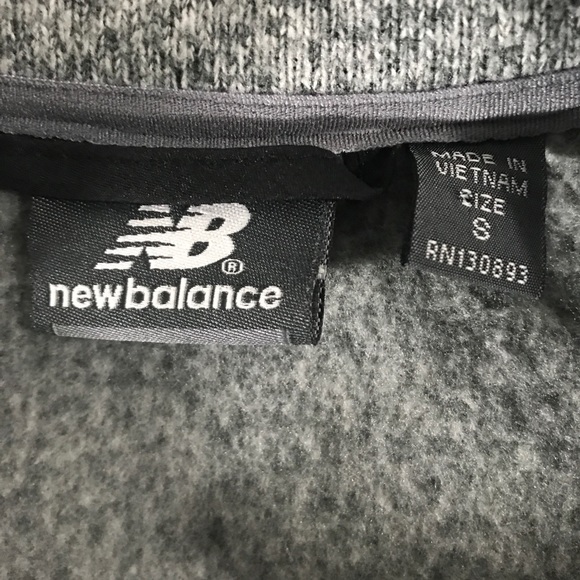 New Balance Men’s Diamond Quilted Zip Black Gray Sweater Fleece Jacket S Small - Picture 9 of 9